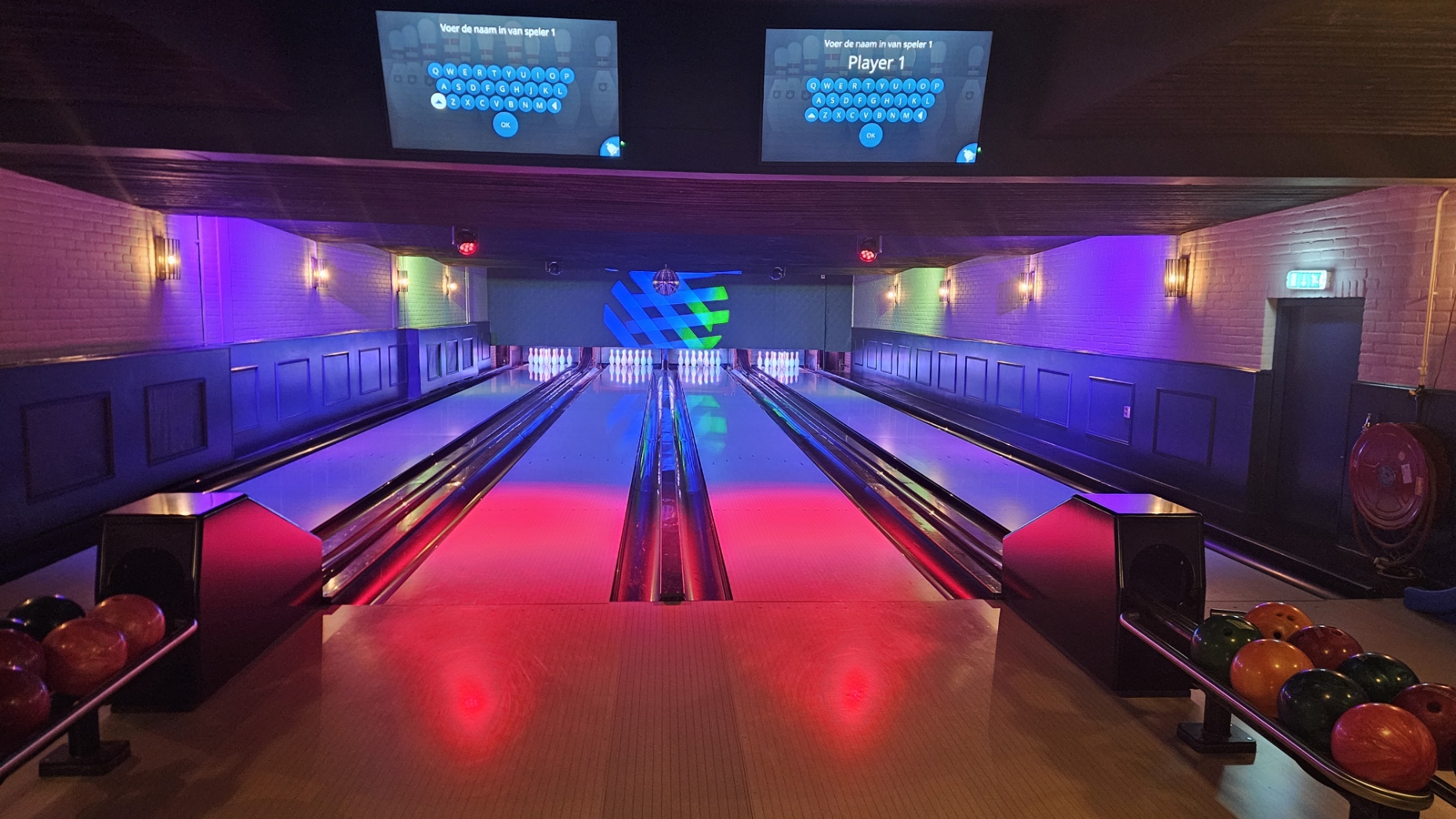 Bowling alleys group package Aparthotel Delden